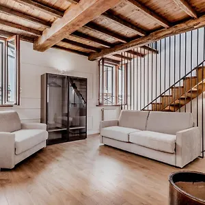 - Vittoria Palace Roma