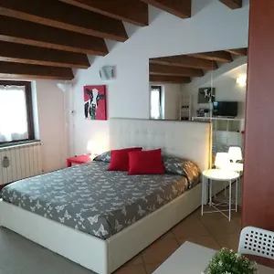 https://rovelli-room.italymilanhotels.net