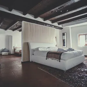 https://divino-suite-20.italymilanhotels.net